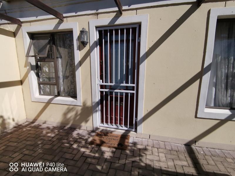 To Let 2 Bedroom Property for Rent in Stellendale Western Cape